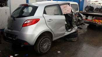 Mazda Çıkma Yedek parça mazda 2 yedek parça